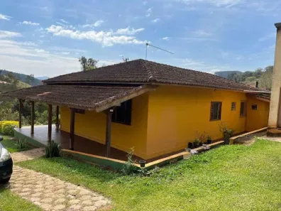 Fazenda/Sítio com 3 Quartos à venda, 10000m² no , Sapucaí-Mirim