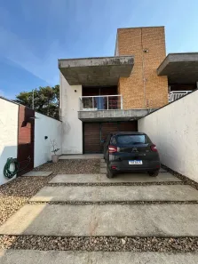 Casa com 3 Quartos à venda, 145m² no Itacolomi, Balneário Piçarras