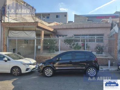 Casa com 4 Quartos à venda, 250m² no Vila Araguaia, São Paulo