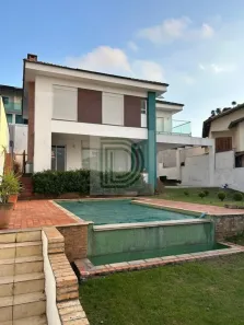 Casa de Condomínio com 3 Quartos à venda, 500m² no Pousada dos Bandeirantes, Carapicuíba