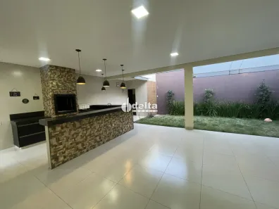 Casa com 3 Quartos à venda, 280m² no Presidente Roosevelt, Uberlândia