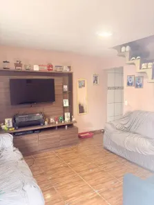 Sobrado com 3 Quartos à venda, 90m² no Parque Residencial Marengo, Itaquaquecetuba