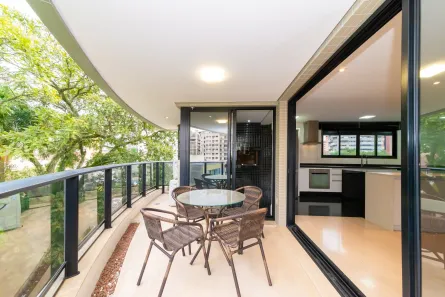 Apartamento com 2 Quartos à venda, 119m² no Batel, Curitiba