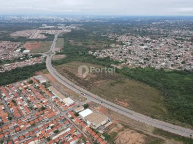 Lote/Terreno à venda, 53000m² no Petrópolis, Várzea Grande