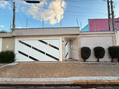 Casa com 3 Quartos para alugar, 133m² no Paulicéia, Piracicaba