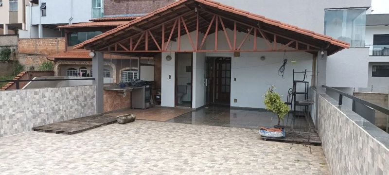 Apartamento com 3 quartos — Heliópolis, Belo Horizonte