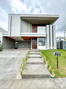Sobrado com 4 Quartos à venda, 254m² no Jardins Porto, Senador Canedo