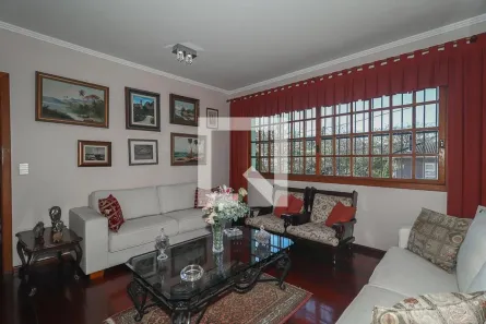 Casa com 5 Quartos à venda, 246m² no Chácara das Pedras, Porto Alegre