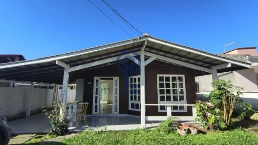 Casa com 3 Quartos para alugar, 150m² no Campeche, Florianópolis