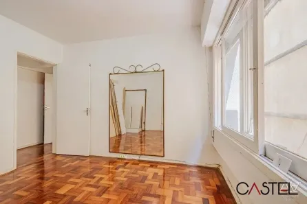 Apartamento com 2 Quartos à venda, 62m² no Independência, Porto Alegre