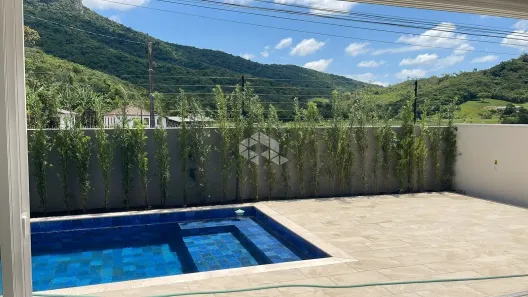 Casa com 4 Quartos à venda, 689m² no Pedra Branca, Palhoça