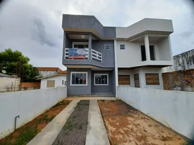 Sobrado com 3 Quartos à venda, 120m² no Sumaré, Alvorada