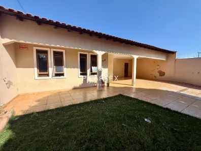 Casa com 3 Quartos à venda, 242m² no São Pedro, Londrina