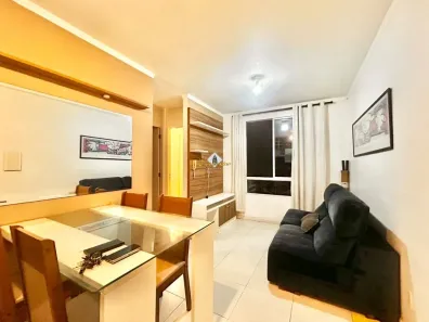 Apartamento com 2 Quartos para alugar, 50m² no Mário Quintana, Porto Alegre