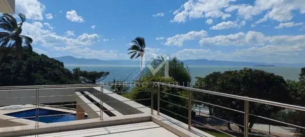 Casa de Condomínio com 4 Quartos à venda, 1400m² no Cacupé, Florianópolis