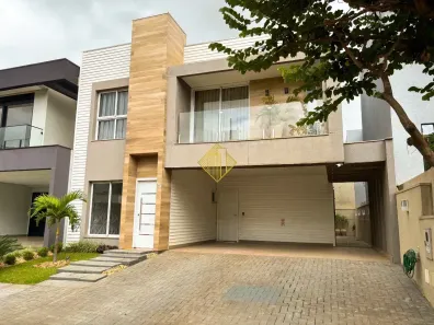 Sobrado com 4 Quartos à venda, 265m² no FAG, Cascavel