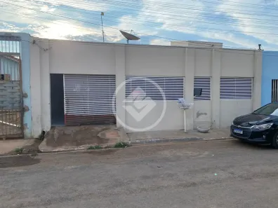 Casa com 2 Quartos à venda, 139m² no Novo Mundo, Várzea Grande