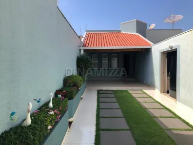 Casa com 7 Quartos à venda, 320m² no Jardim América, Uberaba