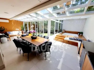 Sobrado com 3 Quartos para alugar, 338m² no Chácara Monte Alegre, São Paulo