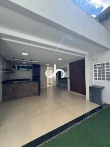 Casa com 3 Quartos à venda, 161m² no São Carlos, Anápolis