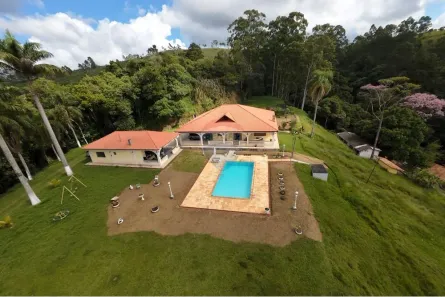 Fazenda/Sítio com 4 Quartos à venda, 1200m² no Volta Grande (São João Novo), São Roque