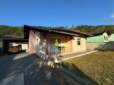 Casa com 3 Quartos à venda, 200m² no Benedito Novo, Benedito Novo
