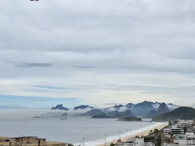 Casa com 4 Quartos à venda, 265m² no Piratininga, Niterói