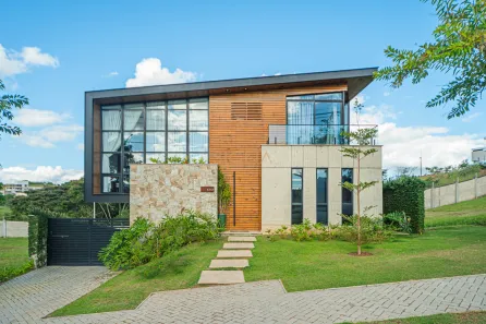 Casa de Condomínio com 5 Quartos à venda, 574m² no São Pedro, Juiz de Fora