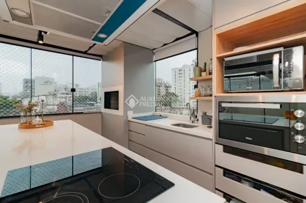 Apartamento com 2 Quartos à venda, 123m² no Passo da Areia, Porto Alegre