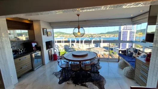 Apartamento com 3 Quartos para alugar, 111m² no Ponta da Praia, Santos