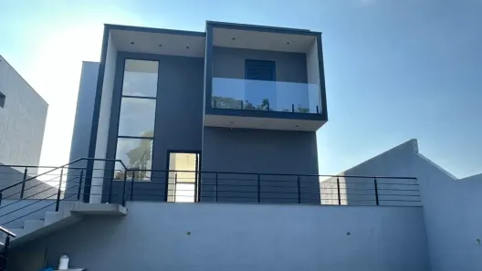 Casa de Condomínio com 3 Quartos à venda, 380m² no Parque Rizzo, Cotia