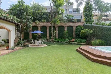 Casa de Condomínio com 4 Quartos à venda, 400m² no Alphaville, Santana de Parnaíba
