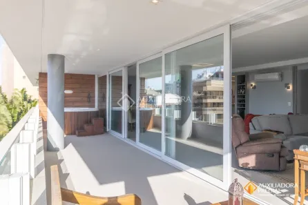 Apartamento com 3 Quartos à venda, 230m² no Menino Deus, Porto Alegre