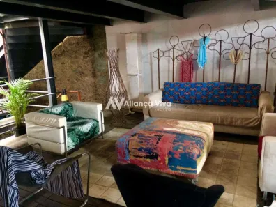 Galpão/Depósito/Armazém com 2 Quartos à venda, 234m² no Santa Teresa, Rio de Janeiro