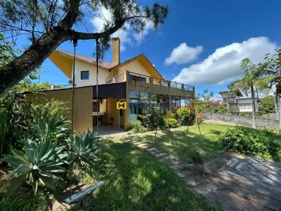 Casa com 4 Quartos à venda, 244m² no Armação, Penha