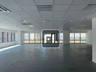 Sala Comercial para alugar, 694m² no Vila Olímpia, São Paulo