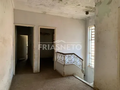 Prédio Comercial com 3 Quartos à venda, 201m² no Centro, Piracicaba