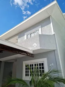 Casa com 5 Quartos à venda, 270m² no Loteamento Villa Branca, Jacareí