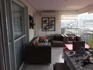 Apartamento com 3 Quartos para alugar, 168m² no Água Branca, São Paulo
