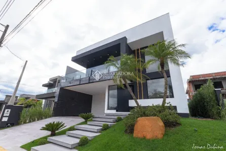 Casa de Condomínio com 3 Quartos à venda, 256m² no Centro, Gravataí