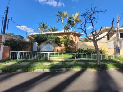 Casa com 3 Quartos à venda, 217m² no Jardim Paraíso, São Carlos