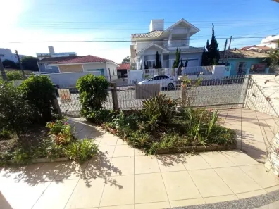 Casa com 3 Quartos à venda, 151m² no Centro, Palhoça