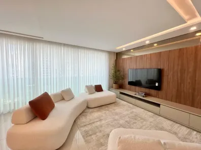 Apartamento com 4 Quartos para alugar, 161m² no Centro, Balneário Camboriú