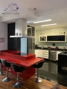 Sobrado com 4 Quartos à venda, 226m² no Vila Gumercindo, São Paulo