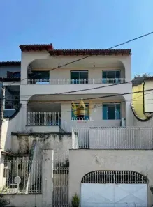 Casa de Condomínio com 3 Quartos à venda, 450m² no Taquara, Rio de Janeiro