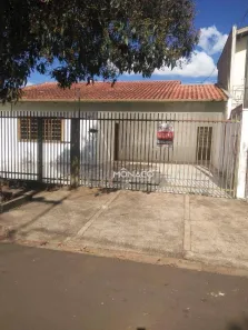 Casa com 3 Quartos para alugar, 130m² no Messiânico, Londrina