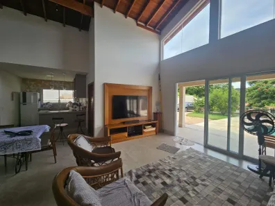 Fazenda/Sítio com 3 Quartos para alugar, 1027m² no Colinas de Indaiatuba, Indaiatuba