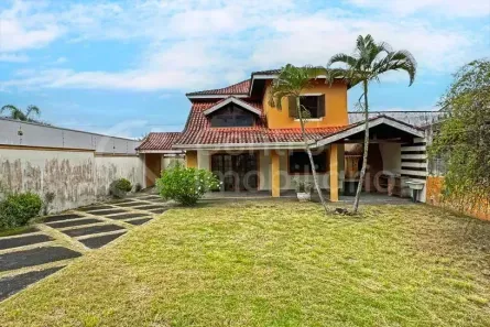 Casa com 4 Quartos à venda, 313m² no Centro, Peruíbe