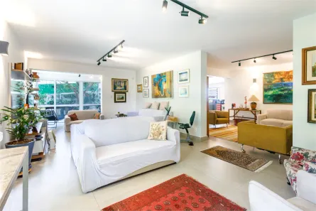Sobrado com 3 Quartos à venda, 300m² no Pacaembu, São Paulo