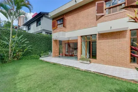 Casa de Condomínio com 3 Quartos à venda, 320m² no Jardim Morumbi, São Paulo